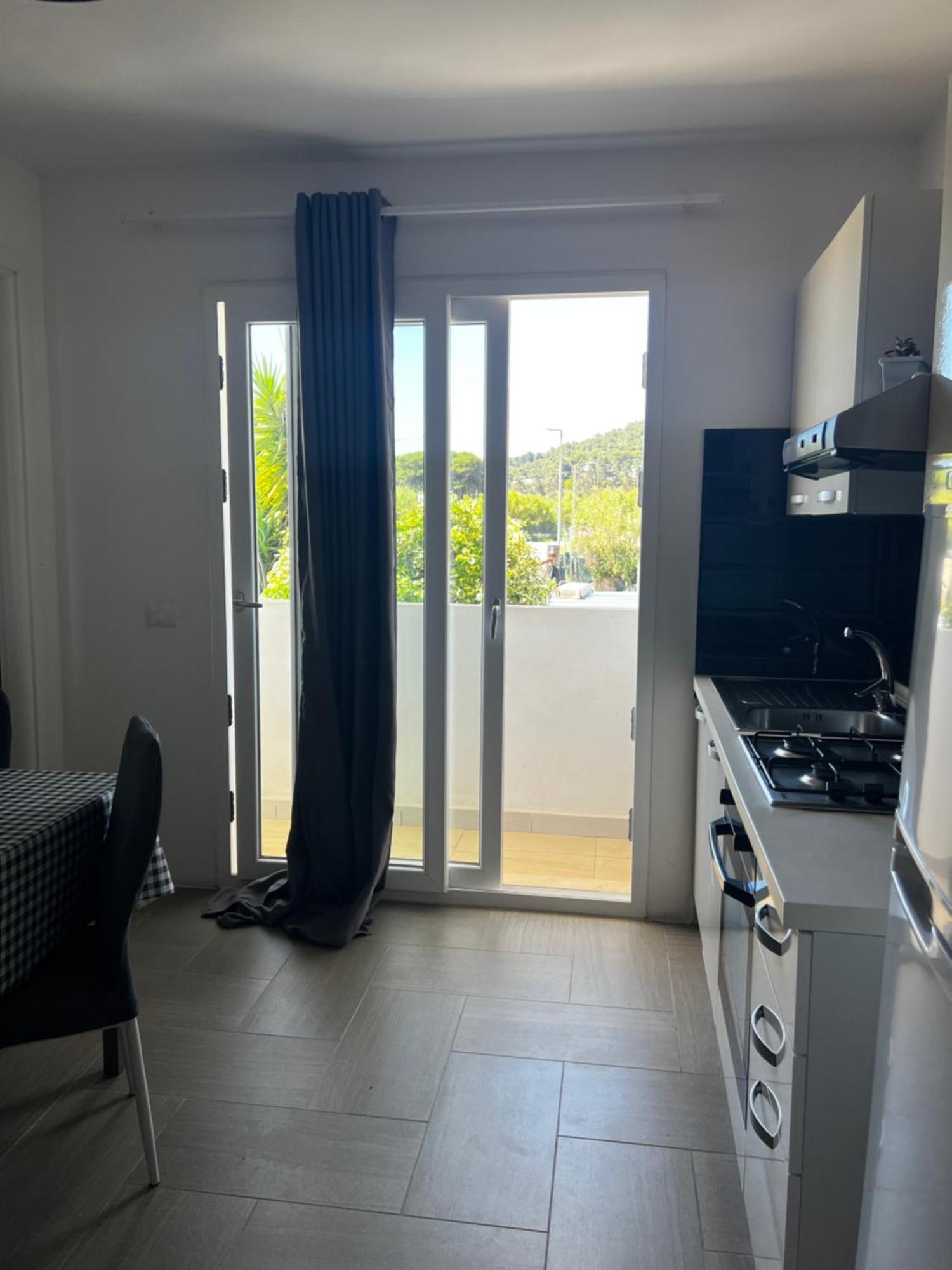 Tosk House 2 Apartment Пешичи Екстериор снимка