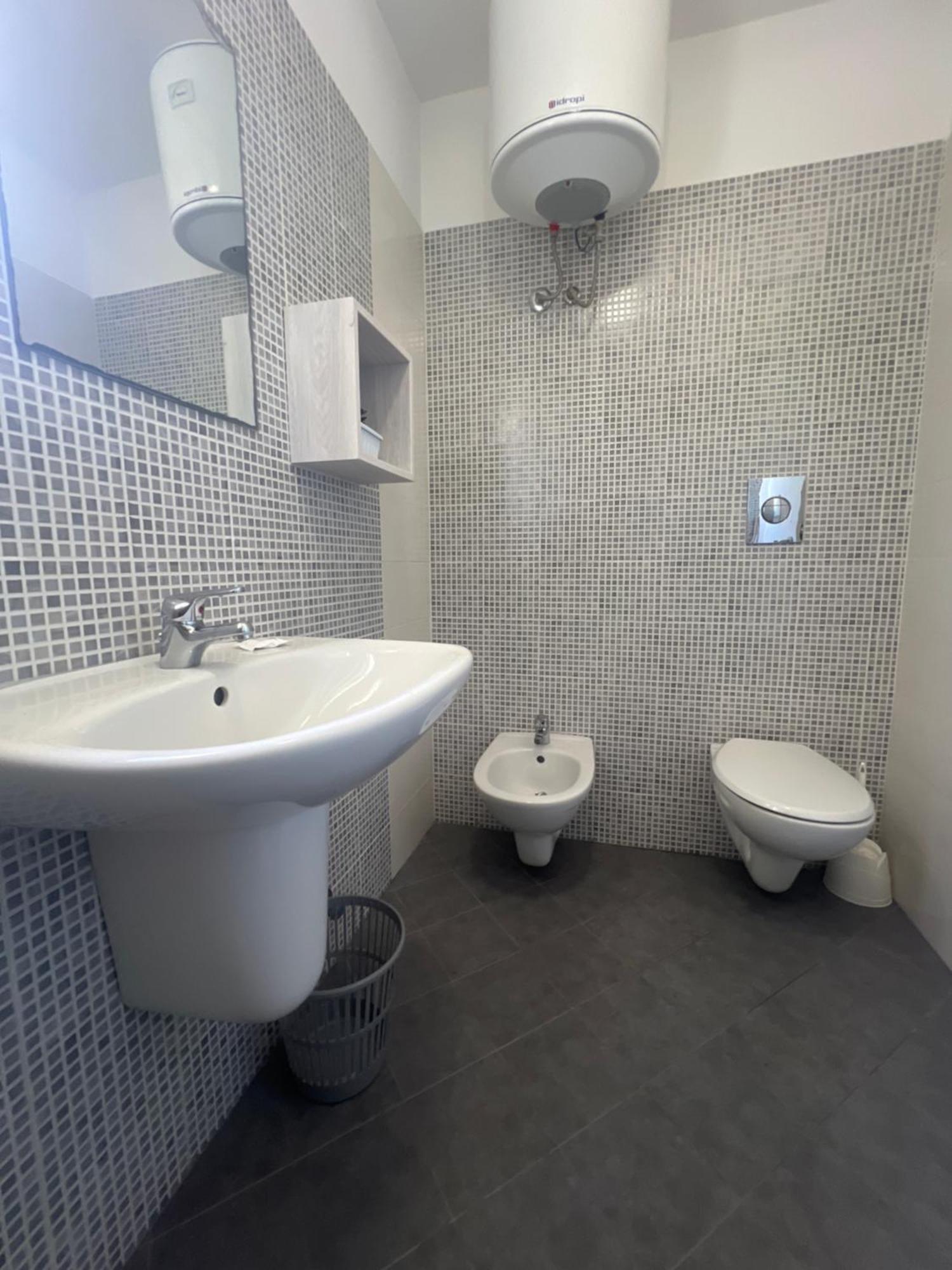 Tosk House 2 Apartment Пешичи Екстериор снимка