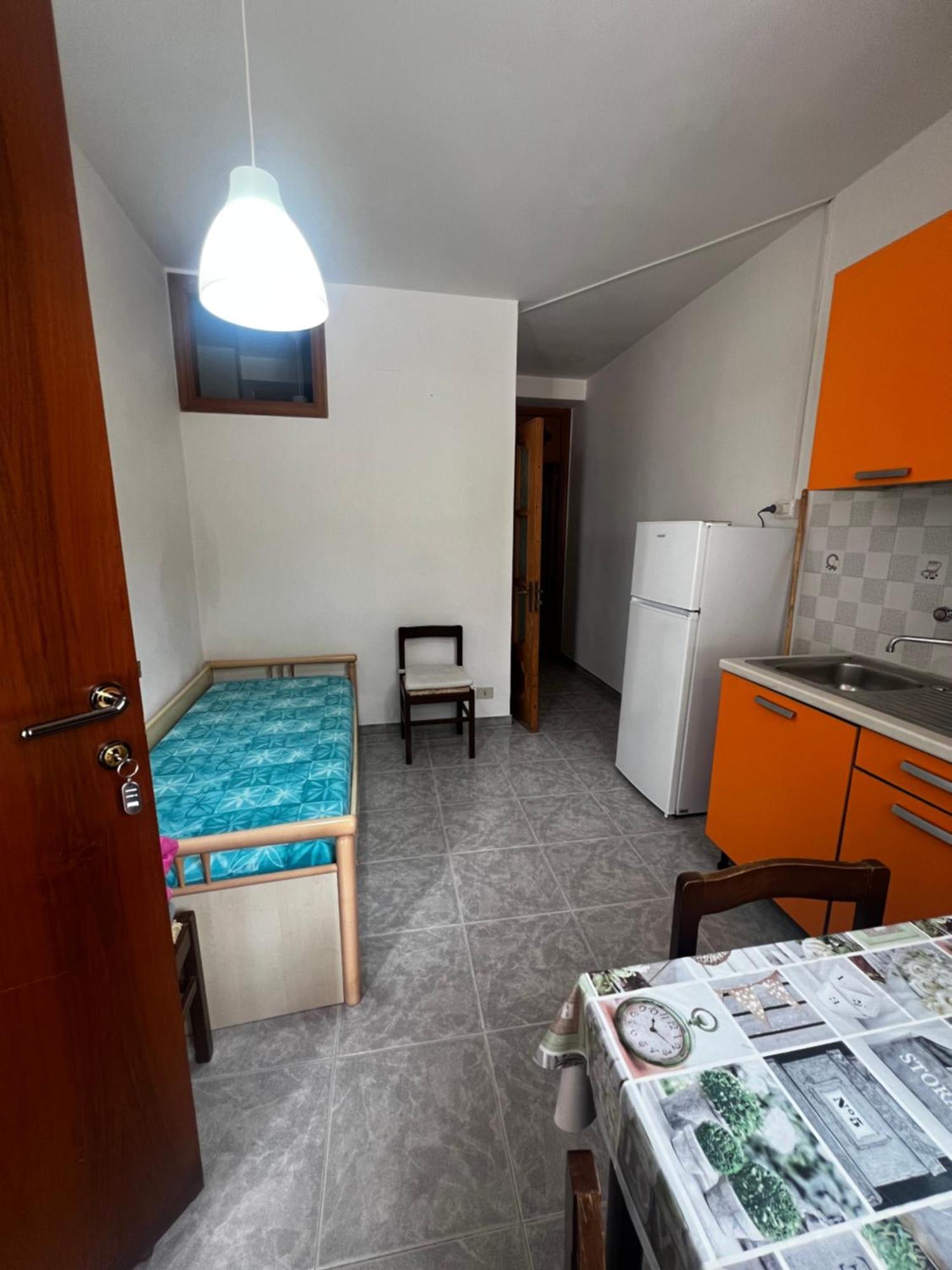 Tosk House 2 Apartment Пешичи Екстериор снимка