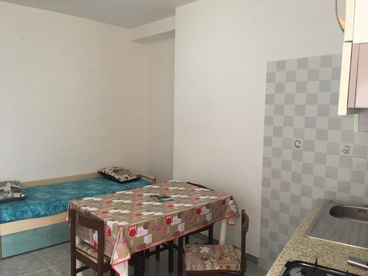 Tosk House 2 Apartment Пешичи Екстериор снимка