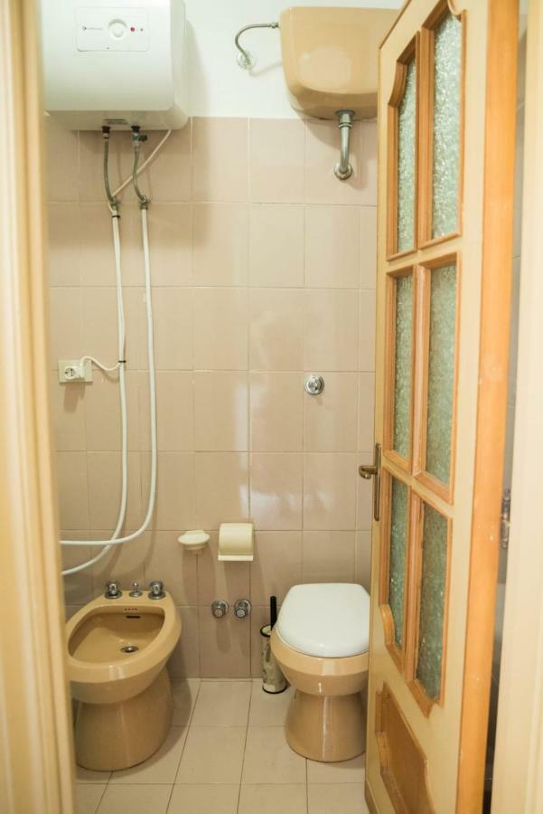 Tosk House 2 Apartment Пешичи Екстериор снимка